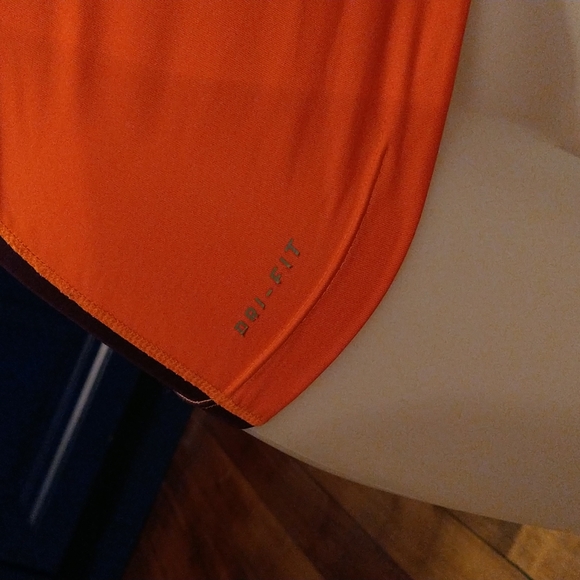 Free add on item Size Xs Nike orange racer back tank top - Picture 3 of 14